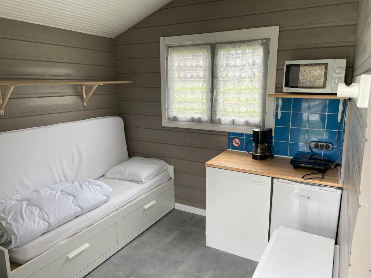 Camping Les Etoiles Saint-Sornin-Lavolps Εξωτερικό φωτογραφία
