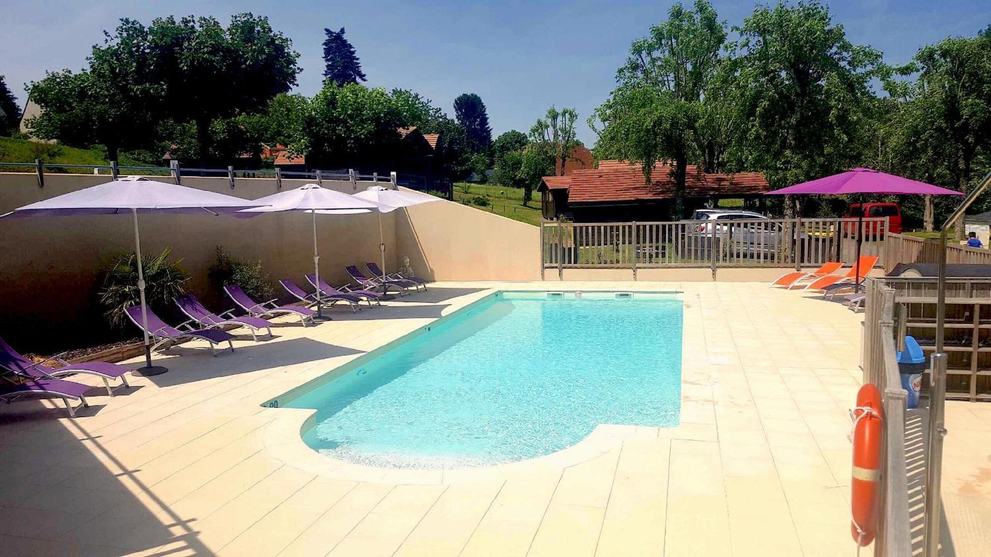 Camping Les Etoiles Saint-Sornin-Lavolps Εξωτερικό φωτογραφία