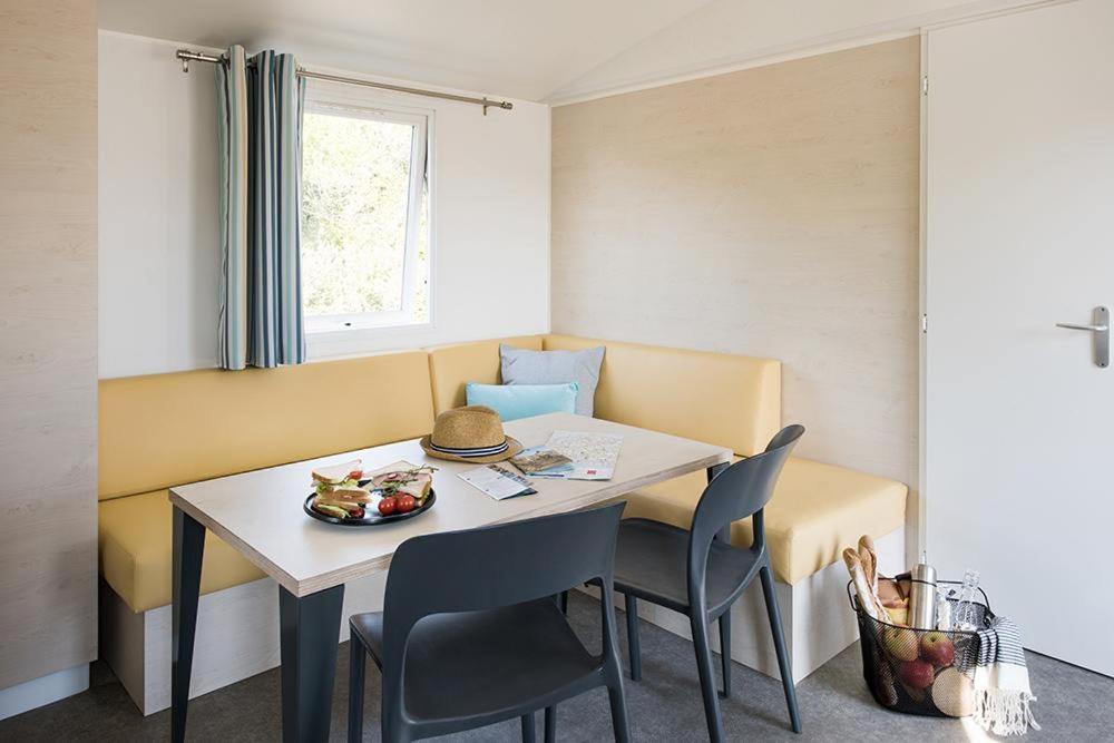 Camping Les Etoiles Saint-Sornin-Lavolps Εξωτερικό φωτογραφία
