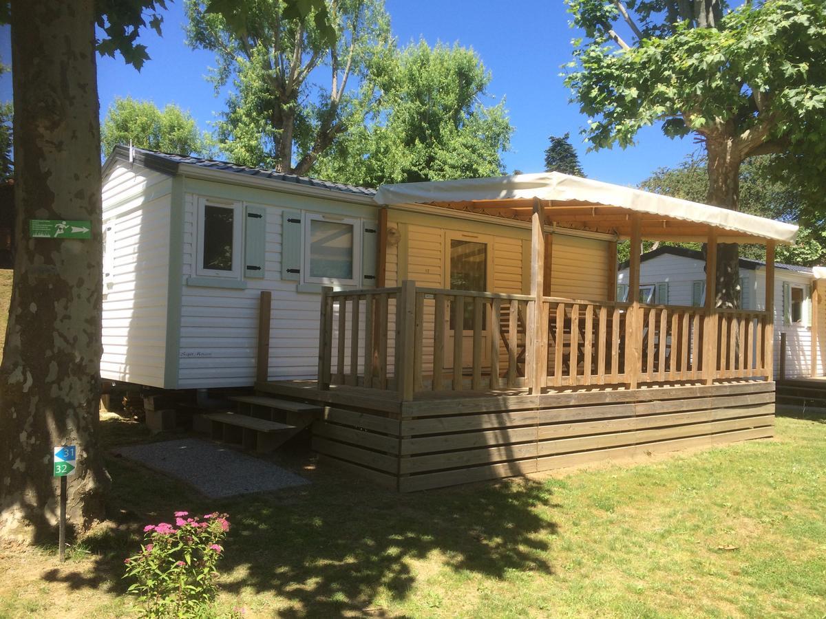 Camping Les Etoiles Saint-Sornin-Lavolps Εξωτερικό φωτογραφία